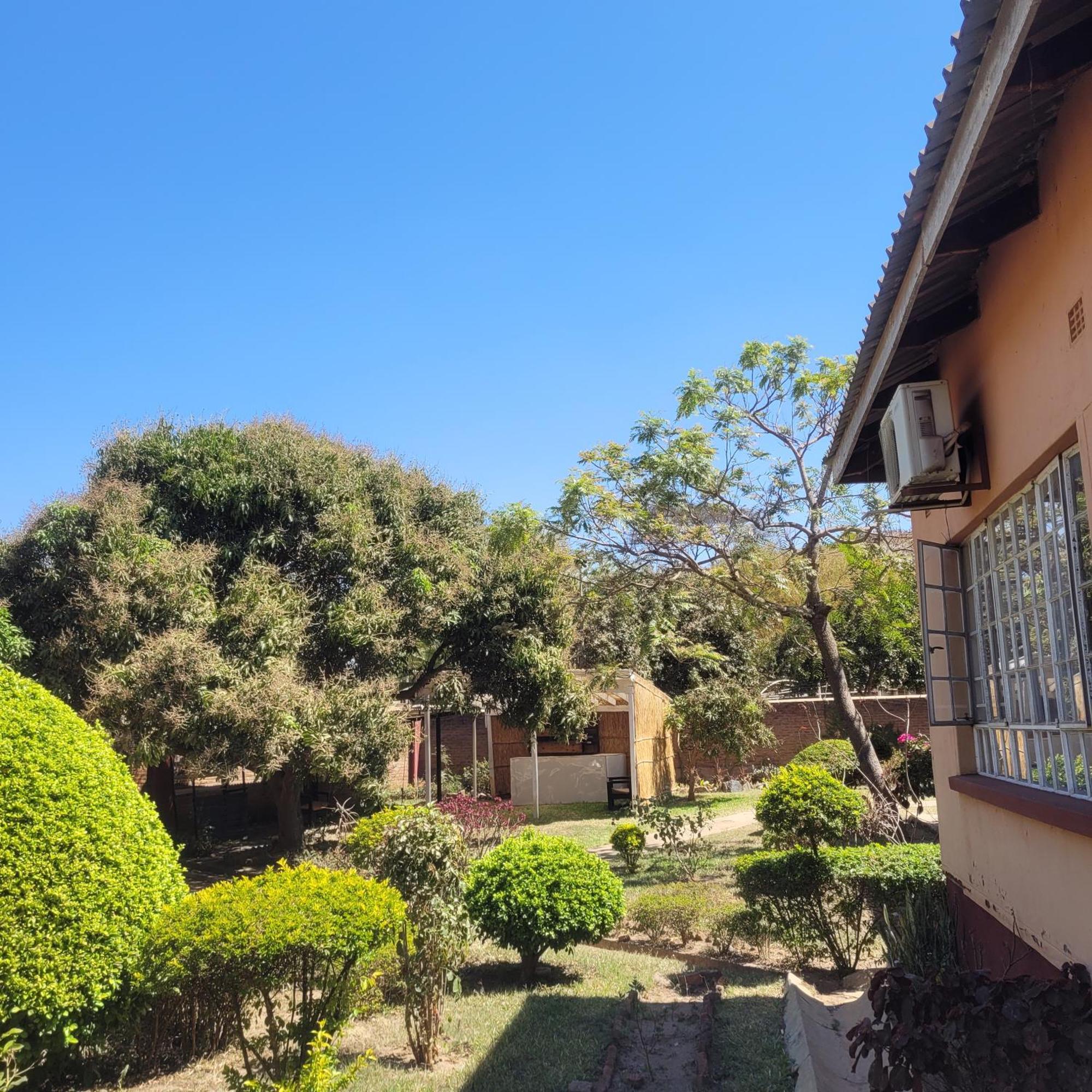 Bed and Breakfast Quest Lilongwe Exterior foto